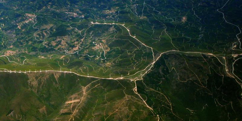 小众设计师首饰：打造不撞款的个性化礼物与设计礼品指南