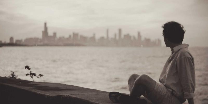 桌面美学革命：用橙色主题创意设计，打造提升工作幸福感的个性化礼物